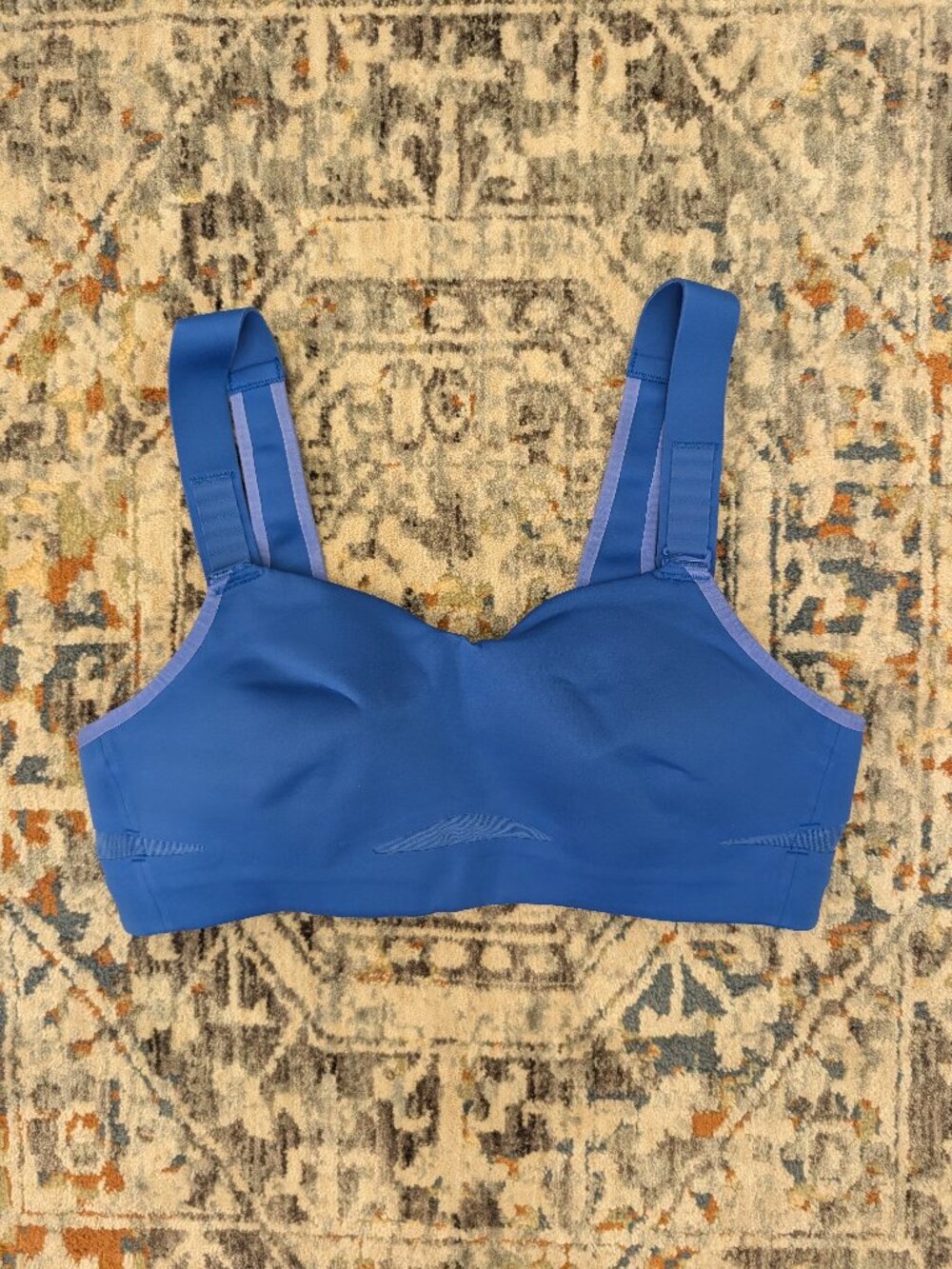Lululemon Swift Speed Bra 34B Cerulean Blue